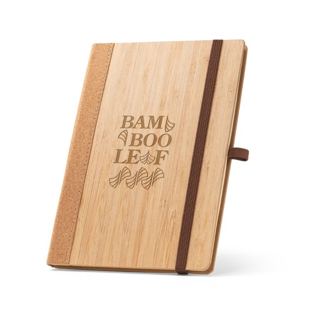 Caderno A5 Capa Dura em Folha de Bambu e Cortiça com Folhas Pautadas Personalizado H930281