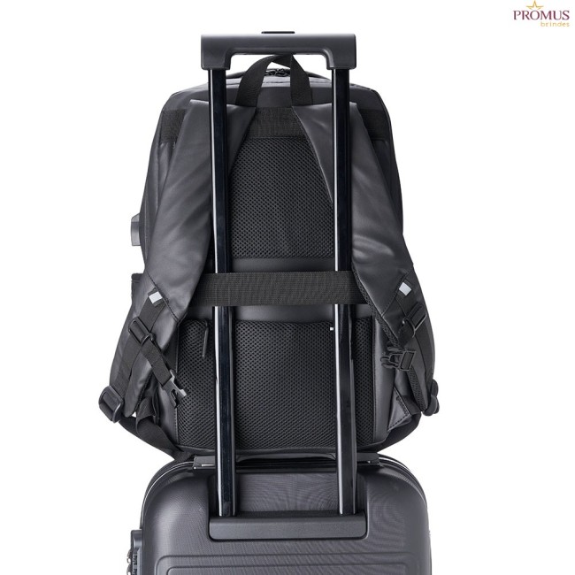 Mochila de Couro Sintético USB 20 Litros Personalizada - H3250