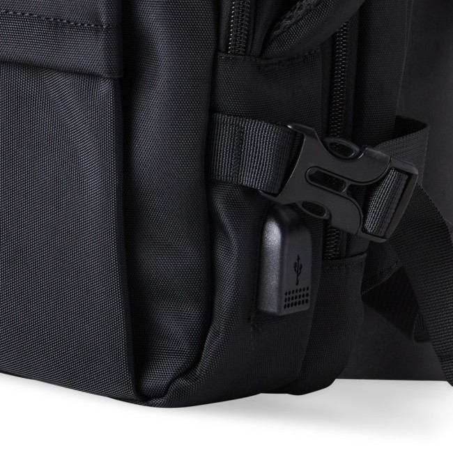 Mochila de Nylon USB 20 Litros Personalizada H2864